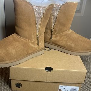 UGG Classic Zip Boot